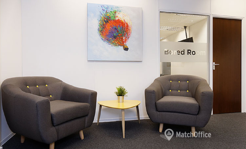 50 m² Shared workspace in Leeds City Centre, One City West (LS12 6NJ) - 2 | MatchOffice.com