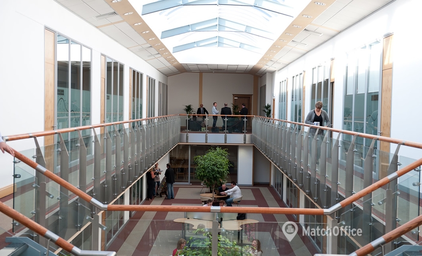  Office rental in Leeds City Centre, 5 Carrwood Park, 2000 m² - MatchOffice.co.uk