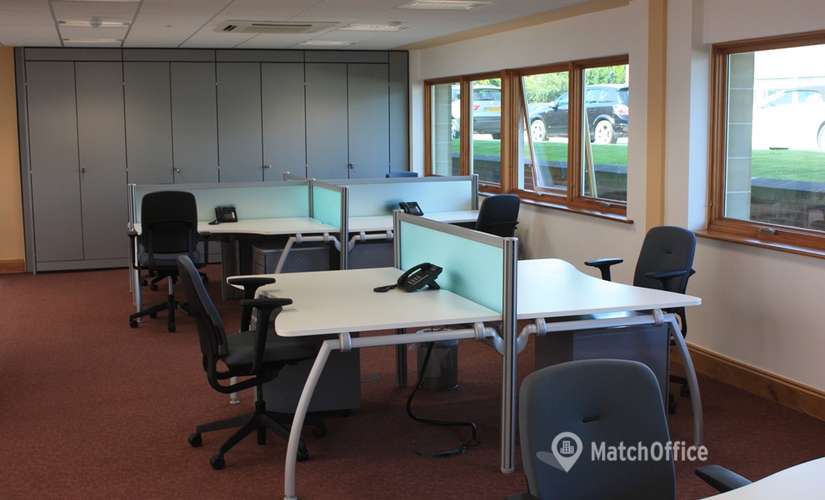 Office to let in Leeds City Centre, 5 Carrwood Park, 2000 m² - MatchOffice.co.uk