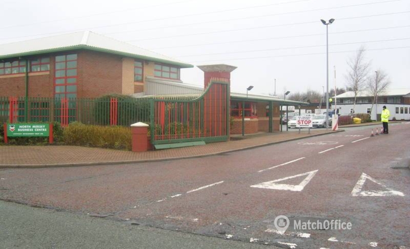29 m² Shared workspace  in Liverpool, Woodward Road (L33 7UY) - 2 | MatchOffice.com