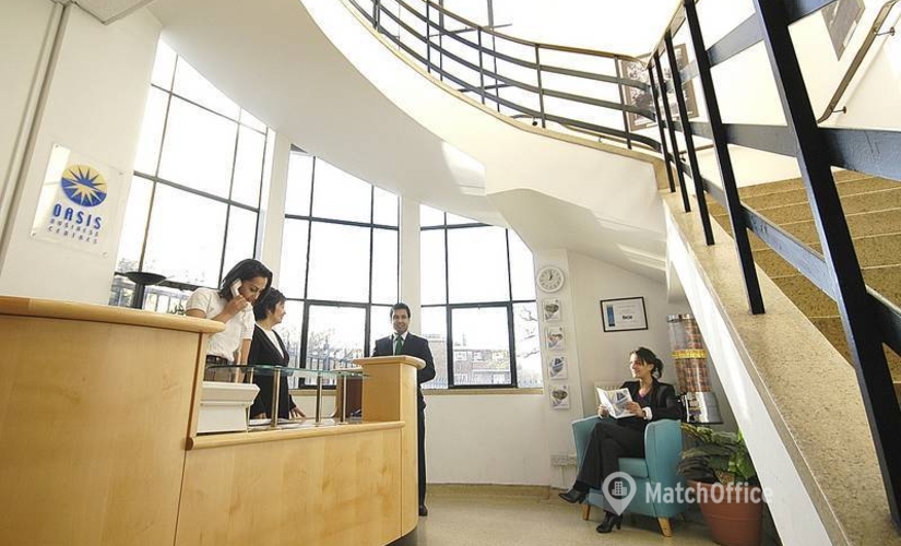 Coworking space in West London, Kingsbury House, 25 m² - MatchOffice.co.uk