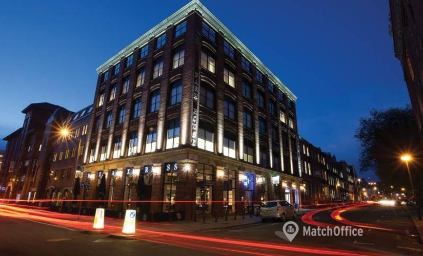 Coworking in Leeds City Centre, Park Square West, 466 m² - MatchOffice.co.uk