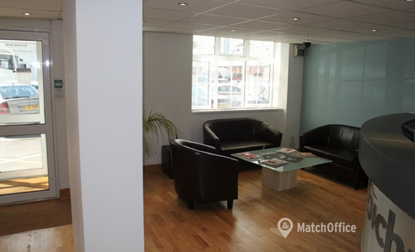 Work space in West London, 5 Wadsworth Road, 50 m² - MatchOffice.co.uk