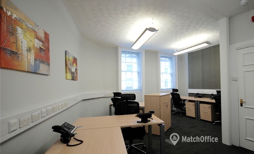 Work space in The City of London, 45 Fitzroy Street, 40 m² - MatchOffice.co.uk