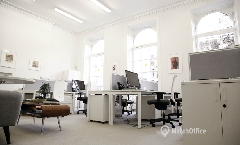 Work space in The City of London, Baker Street 115, 1000 m² - MatchOffice.co.uk