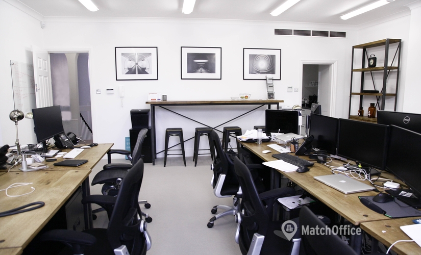Work space in The City of London, Baker Street 115, 1000 m² - MatchOffice.co.uk