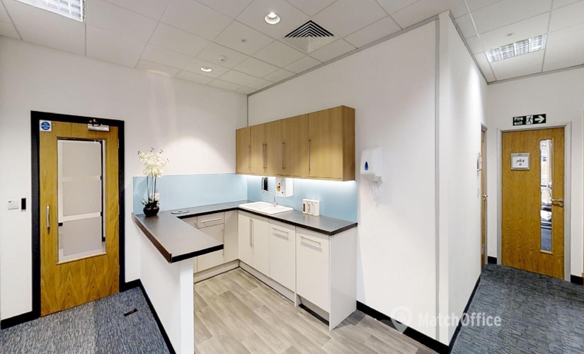 300 m² Serviced office in Aylesbury, Smeaton Close 7 (HP19 8HL) - 4 | MatchOffice.com