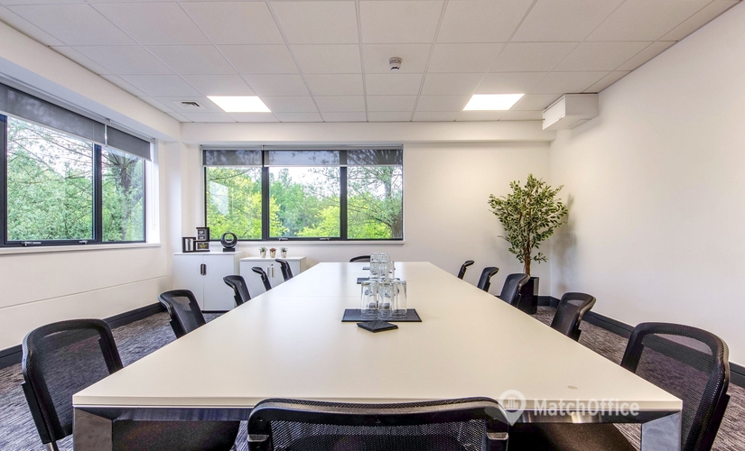 Business center  in Portsmouth, Port View, 790 m² - MatchOffice.co.uk
