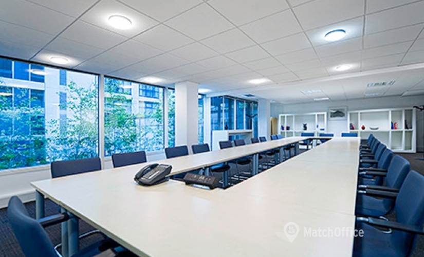 Meeting room in Birmingham Centre, One Victoria Square, 22 m² - MatchOffice.co.uk