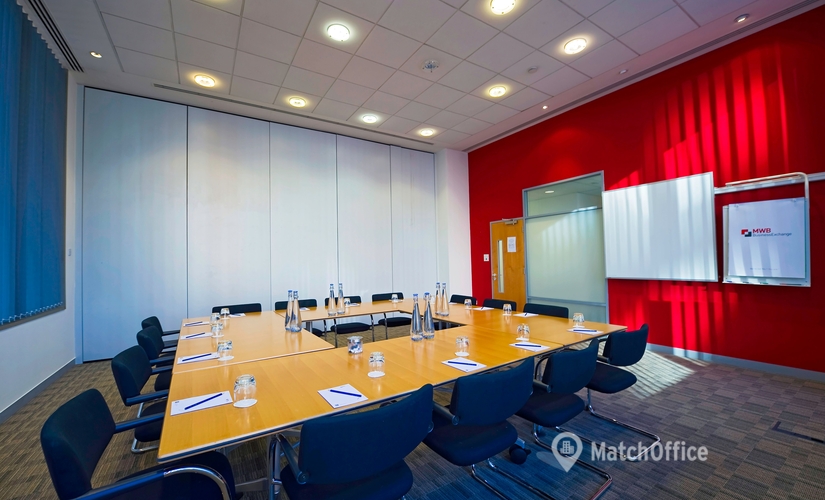 35 m² Conference space in Bristol, Lower Castle Street (BS1 3AG) - 2 | MatchOffice