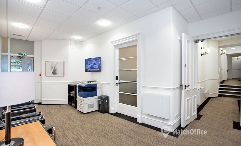  Business center  in Aberdeen, 2 & 7 Queen’s Gardens, 60 m² - MatchOffice.co.uk