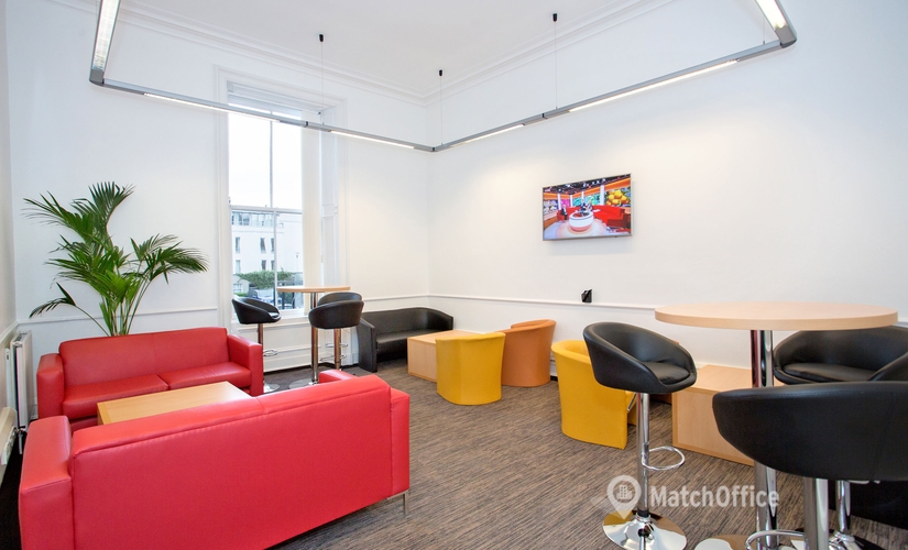 Business centre  in Aberdeen, 2 & 7 Queen’s Gardens, 60 m² - MatchOffice.co.uk