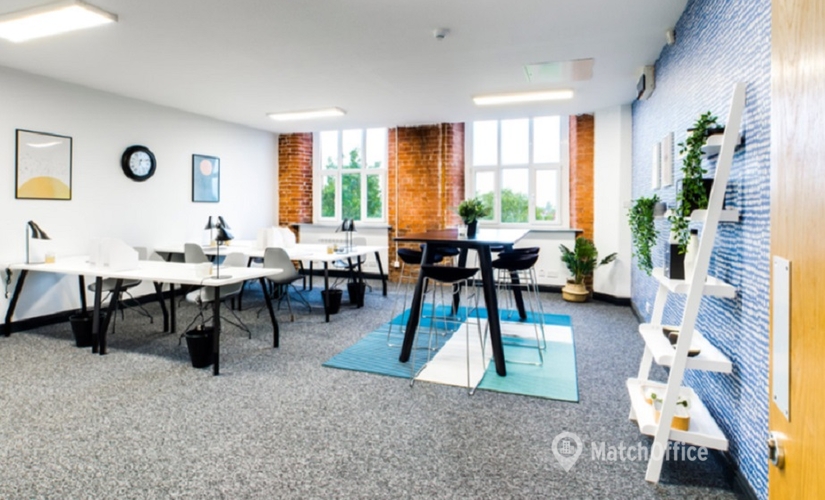  Business center  in Lancashire, Albert Street, 10 m² - MatchOffice.co.uk