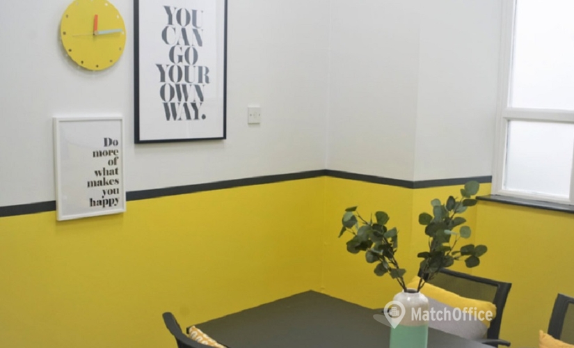 Meeting room for rent in Lancashire, Albert Street, 10 m² - MatchOffice.co.uk