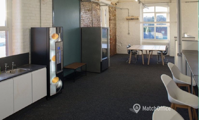 10 m² Shared office  in Lancashire, Rossini Street (BL1 8DL) - 4 | MatchOffice