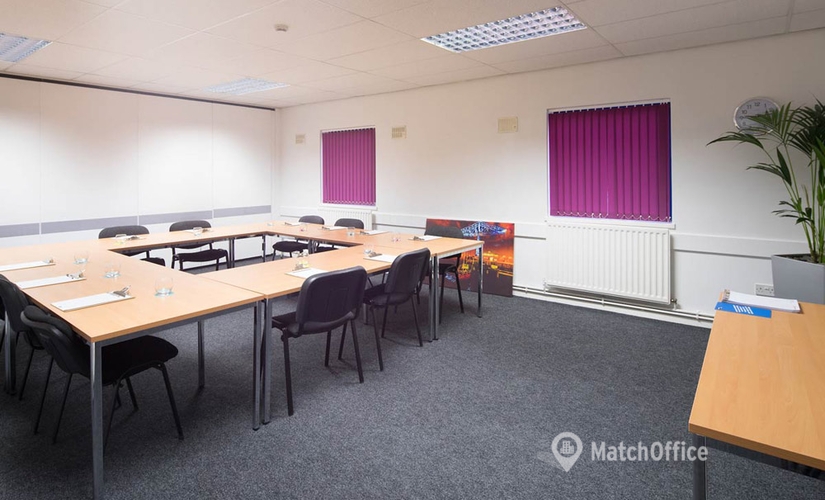 Business centre  in Middlesbrough, Queensway South, 275 m² - MatchOffice.co.uk