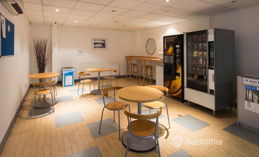 Work space in Leeds City Centre, Tunstall Road, 10 m² - MatchOffice.co.uk