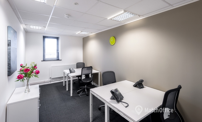 Business Centre in Gloucestershire, Worcester Street 31, 100 m² - MatchOffice.co.uk