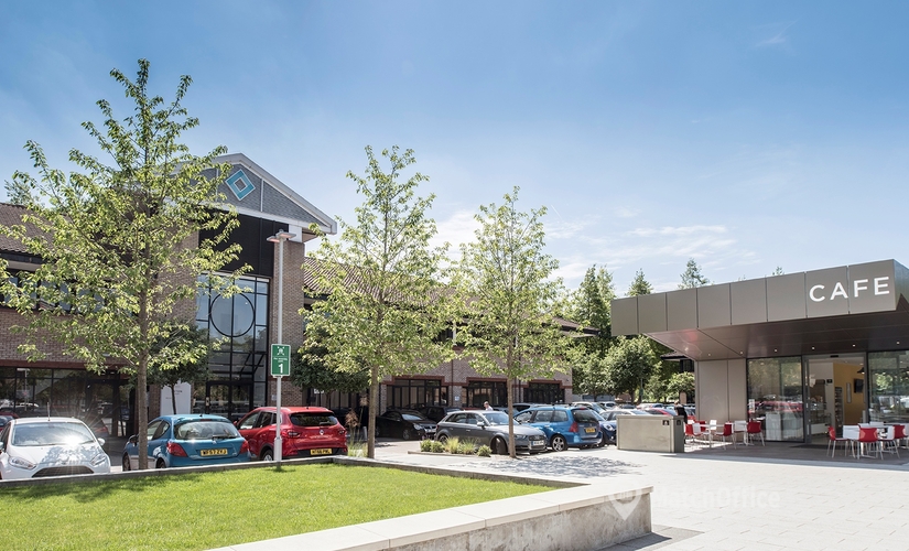 24 m² Serviced office in High Wycombe, Aston Court (HP11 1JU) - 1 | MatchOffice