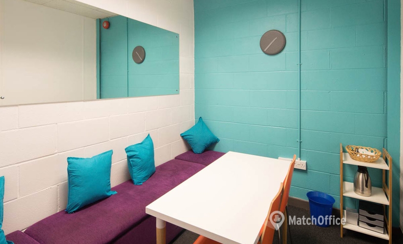 Meeting room in Oxfordshire, Hawksworth, 10 m² - MatchOffice.co.uk