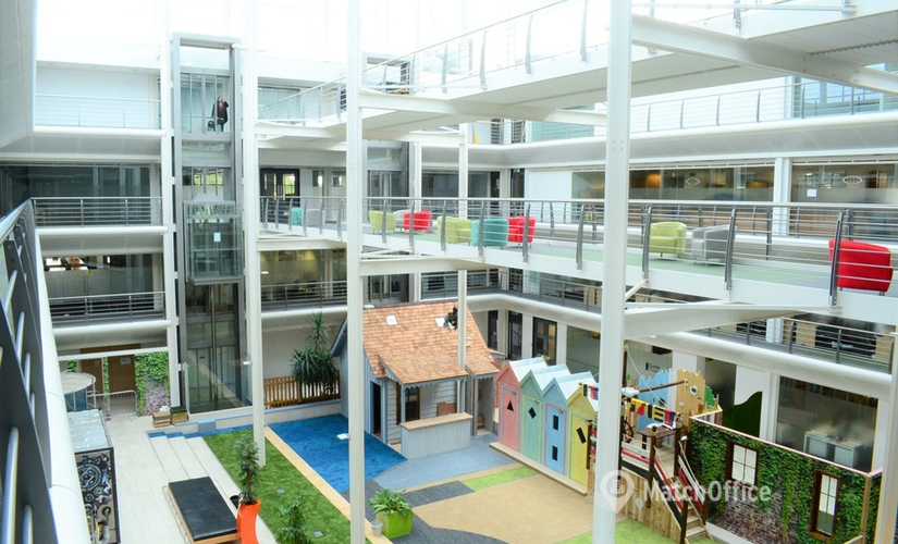 10 m² Business park building available to rent in Hampshire, Basing View (RG21 4HG) - 1 | MatchOffice.com