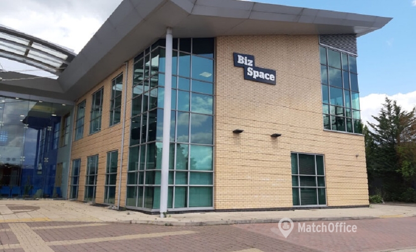 10 m² Business park in Reading, Brunel Road (RG7 4AB) - 1 | MatchOffice.com