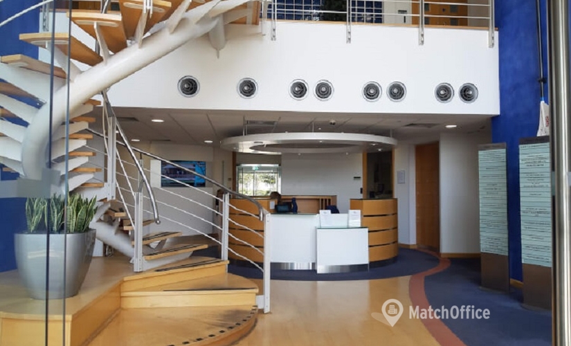 Meeting room in Reading, Brunel Road, 10 m² - MatchOffice.co.uk