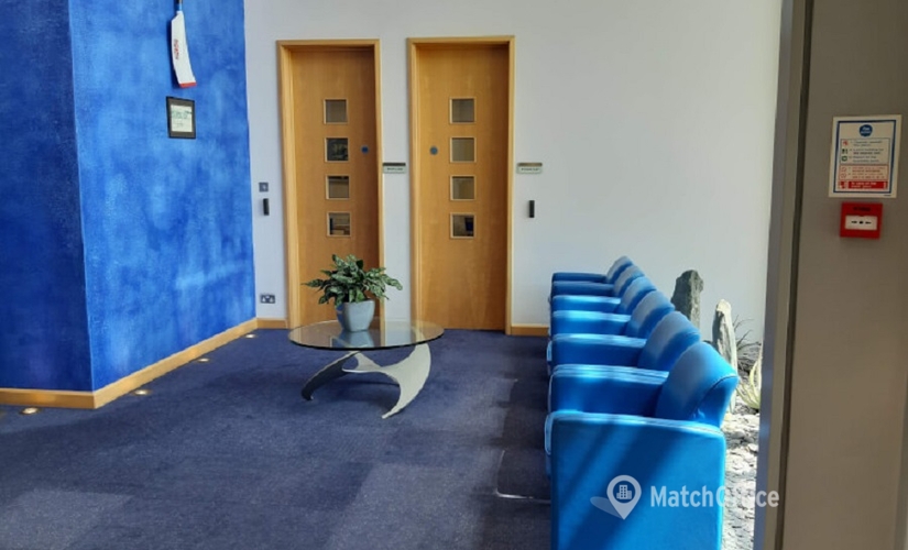  Meeting room for rent in Reading, Brunel Road, 10 m² - MatchOffice.co.uk
