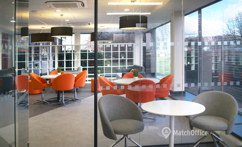 Business Centre in Gloucestershire, Corinium Avenue, 10 m² - MatchOffice.co.uk
