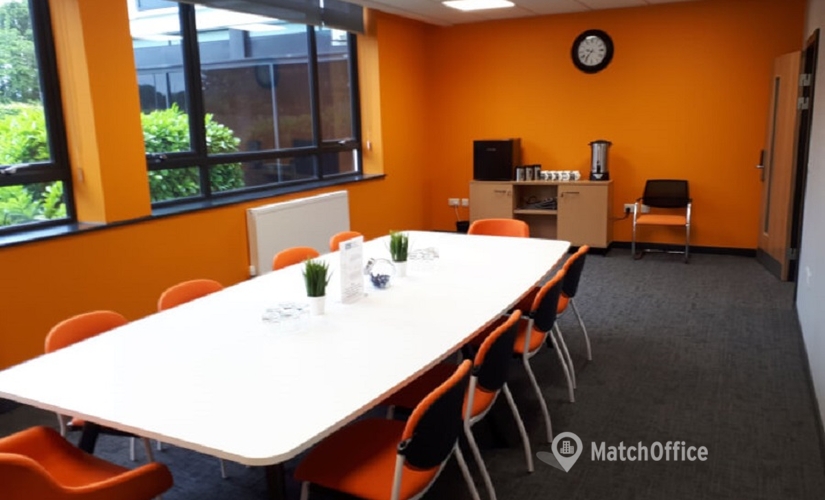 Meeting room in Gloucestershire, Corinium Avenue, 10 m² - MatchOffice.co.uk