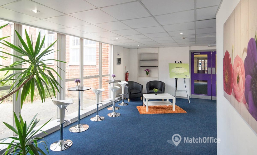 Business centre in Hertfordshire, Alexander Road, 10 m² - MatchOffice.co.uk