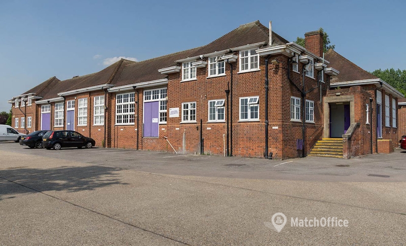 10 m² Meeting room in Hertfordshire, Alexander Road (AL2 1JG) - 2 | MatchOffice.com