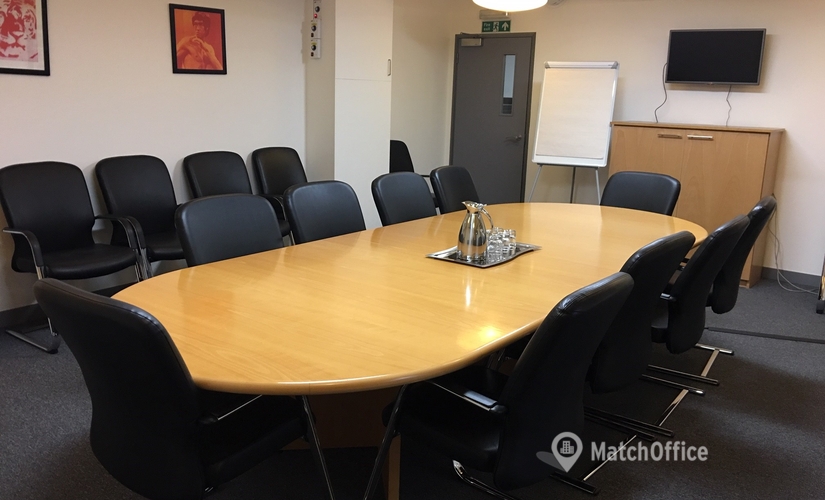 10 m² Convention center in Surrey, 1 Delta Way (TW20 8RX) - 0 | MatchOffice