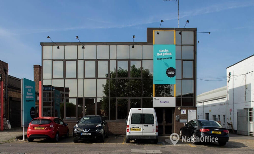 Meeting room in West London, 4-6 Wadsworth Road, 10 m² - MatchOffice.co.uk