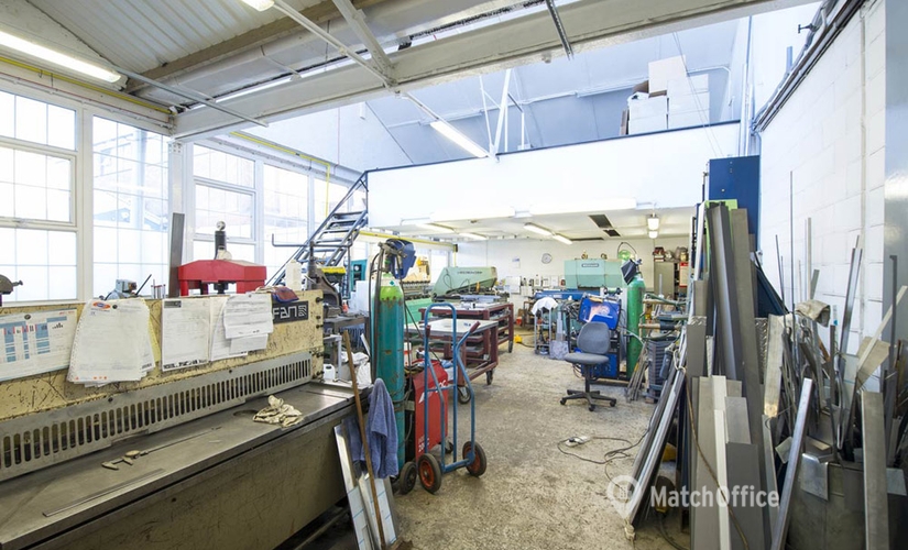 Meeting room in South London, 8 Lombard Road, 10 m² - MatchOffice.co.uk