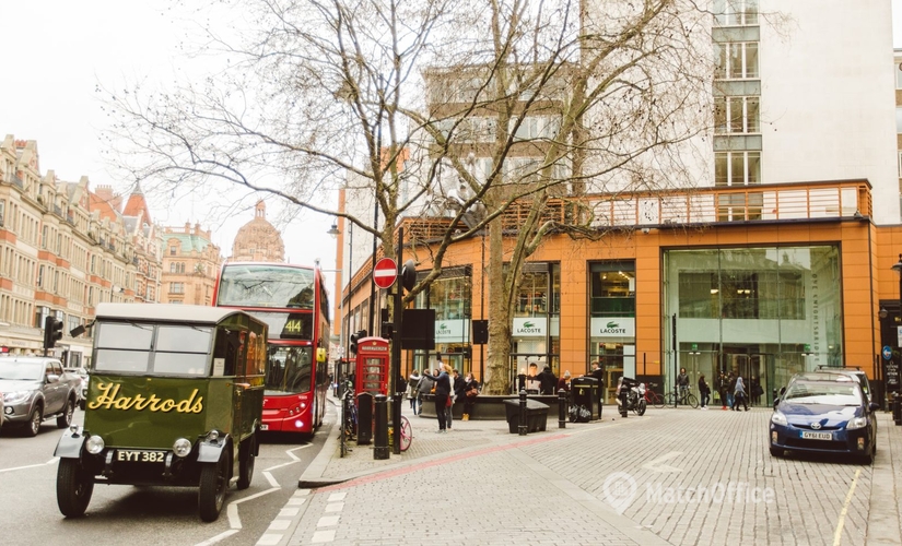 Business center 1 Knightsbridge Green SW1X 7NE The City of London