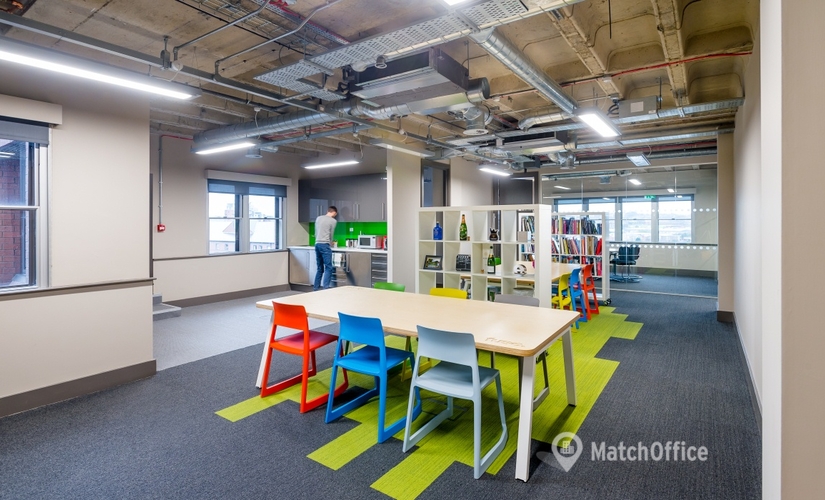 Business centre  in Leeds City Centre, 100 Wellington Street, 10 m² - MatchOffice.co.uk