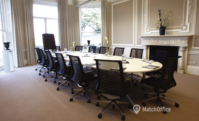 10 m² Business park in Cheshire, Chelford Road (WA16 8GS) - 2 | MatchOffice.com