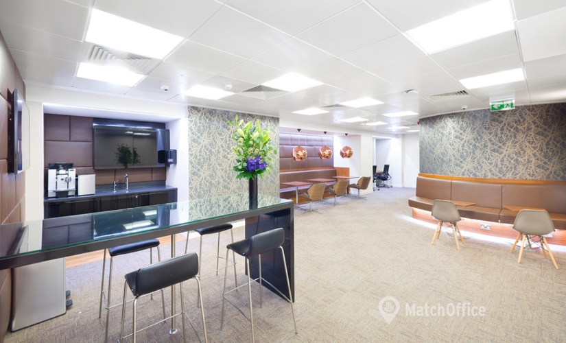 Business center  in The City of London, Saint James's Square 22A, 10 m² - MatchOffice.co.uk
