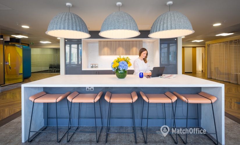 Meeting room hire in The City of London, Saint Botolph Street 15, 10 m² - MatchOffice.co.uk