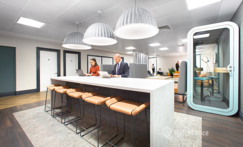 10 m² Meeting room in City of London, Royal Exchange 1 (EC3V 3DG) - 1 | MatchOffice.com