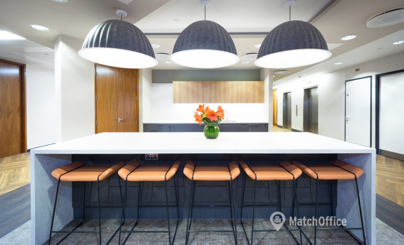  Meeting room hire in The City of London, King William Street 75, 10 m² - MatchOffice.co.uk