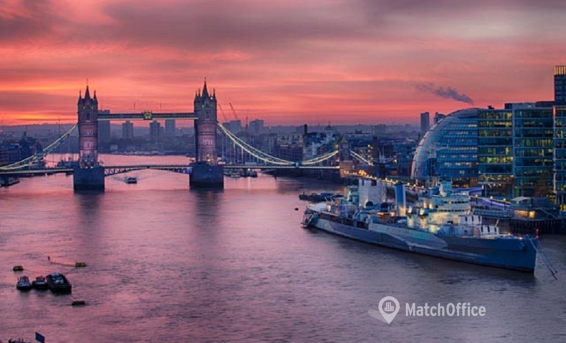 Coworking space in The City of London, Lower Thames Street 3, 10 m² - MatchOffice.co.uk