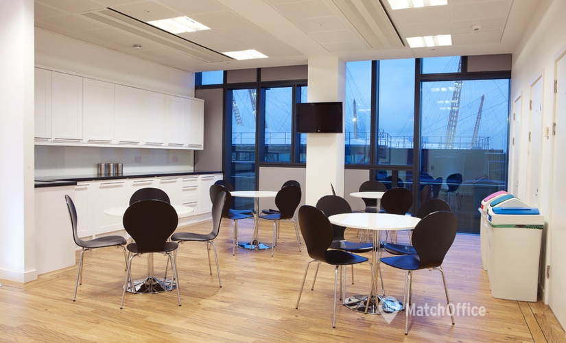 Business center Mitre Passage 6 SE10 0ER East London
