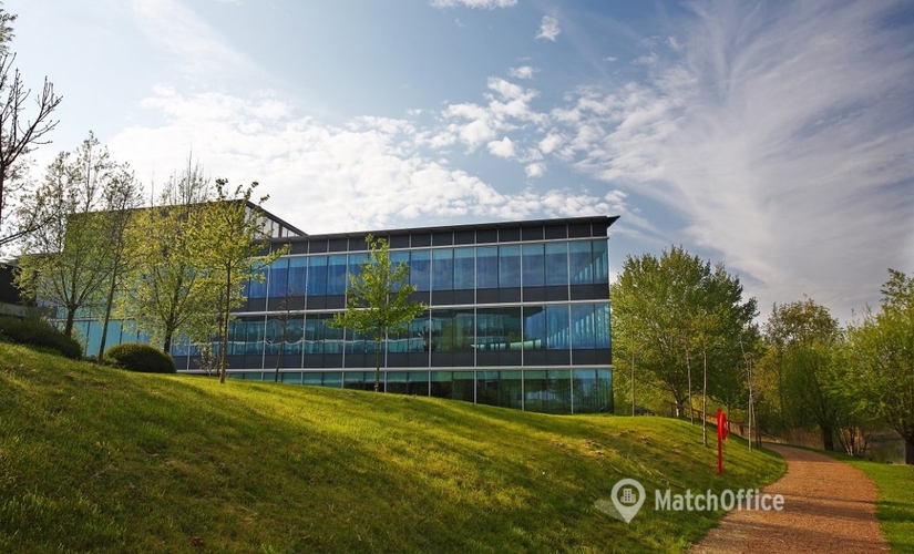 10 m² Co-working  in Reading, Brook Drive 450 (RG2 6UU) - 1 | MatchOffice.com