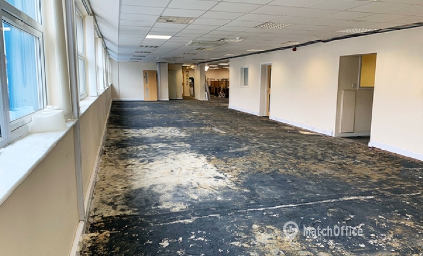 500 m² Business space building up for rent in Milton Keynes, 24 First Avenue (MK1 1DW) - 1 | MatchOffice