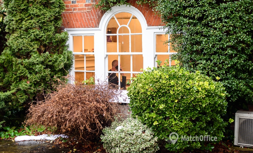 10 m² Serviced office place available to rent in Buckinghamshire, 15 London End (HP9 2HN) - 0 | MatchOffice