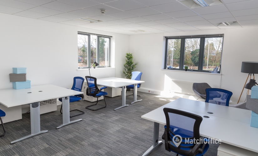 1600 m² Business center property available to rent in Warwickshire, Plato Close (CV34 6WE) - 1 | MatchOffice.com