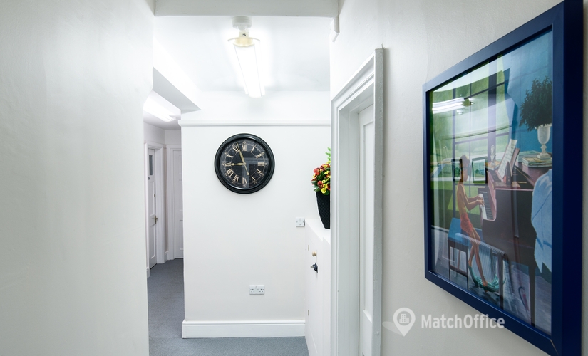 Business centre  in Hertfordshire, West Common, 12 m² - MatchOffice.co.uk