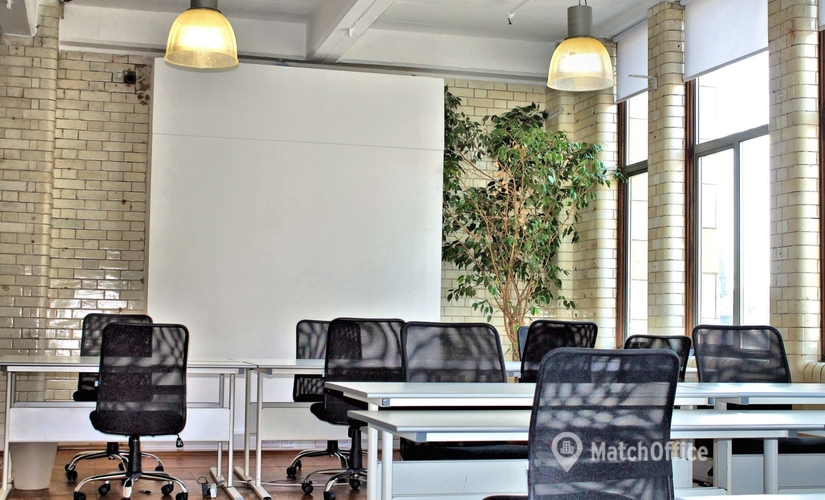  Meeting room hire in The City of London, 116 Commercial Street, 10 m² - MatchOffice.co.uk